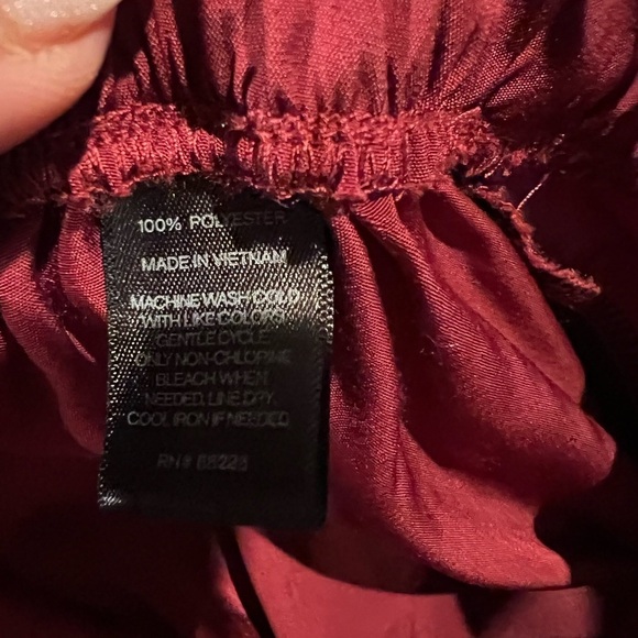 Express maroon polyester pull on silky pants size XS - Picture 4 of 4